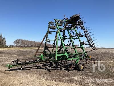 Photo of a 1994 John Deere 610