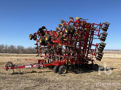 Photo of a 2008 Bourgault 5710