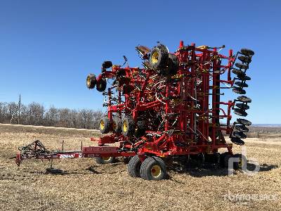 Photo of a 2012 Bourgault 5810