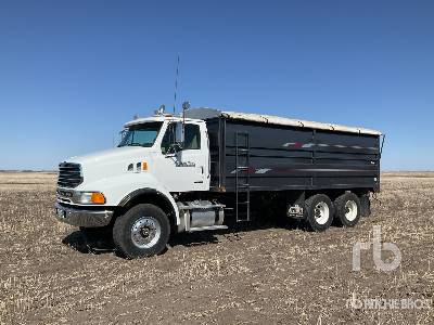 Photo of a 2007 Freightliner STERLING