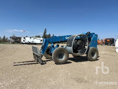 Photo of a 2006 Genie GTH-844