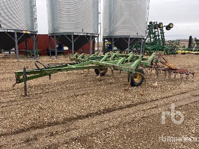 Photo of a  John Deere 1600
