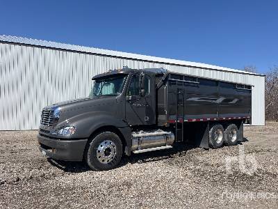 Photo of a 2003 Freightliner CL120