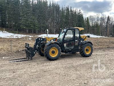 Photo of a 2015 Caterpillar TH407C