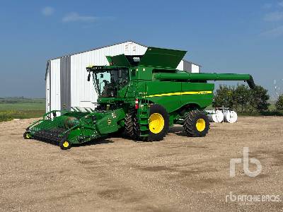 Photo of a 2018 John Deere S780