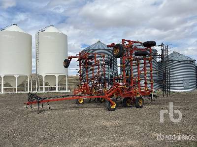 Photo of a  Bourgault 8800