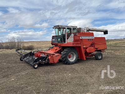 Photo of a 1981 Massey Ferguson 860