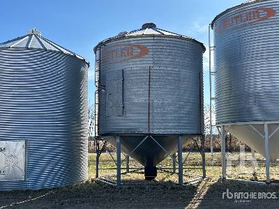 Photo of a  Butler +/- 1600 bu 3 Ring Hopper