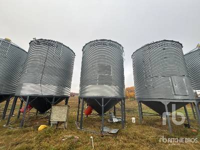 WESTEEL-ROSCO 146 +/- 2250 bu 6 Ring Hopper Grain Bin WESTEEL-ROSCO 146 +/- 2250 bu 6 Ring Hopper Grain Bin
