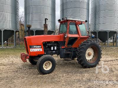 ALLIS CHALMERS  7020  2WD Tractor