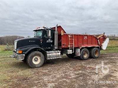 1994 INTERNATIONAL  9200 EAGLE  6x4 Manure Truck  Silage Truck