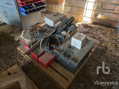 (5) Tool Box With Tools Hand Tools (5) Tool Box With Tools Hand Tools