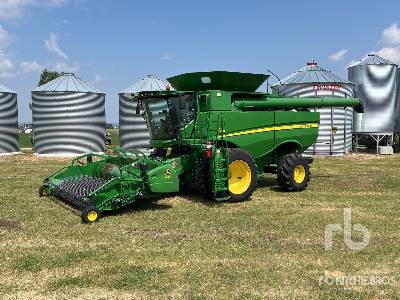 Photo of a 2012 John Deere S680