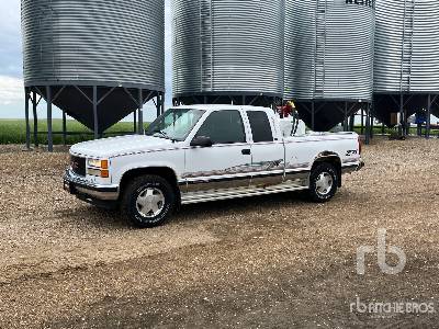 1997 GMC SIERRA 1500 SLE 4x4 Extended Cab Pickup 1997 GMC SIERRA 1500 SLE 4x4 Extended Cab Pickup