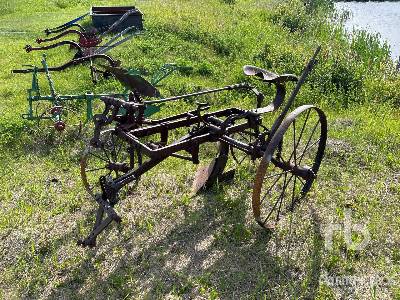 1 Bottom Antique Breaking Plow 1 Bottom Antique Breaking Plow