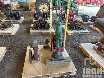 MASSEY HARRIS Water Pump Misc Shop, Warehouse, Consumer MASSEY HARRIS Water Pump Misc Shop, Warehouse, Consumer