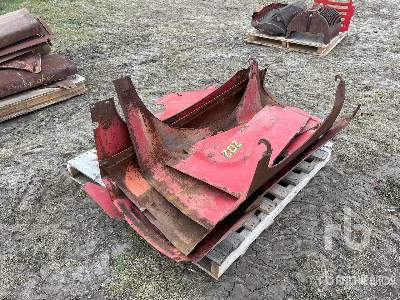 MASSEY-HARRIS Tractor Hood Parts - Other MASSEY-HARRIS Tractor Hood Parts - Other
