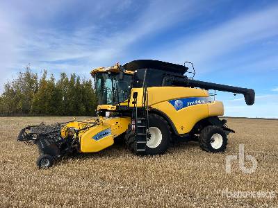 2009 NEW HOLLAND  CR9060  Combine