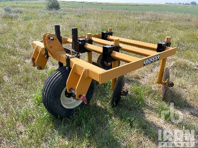 Photo of a  Kirchner Pivot Track Filler