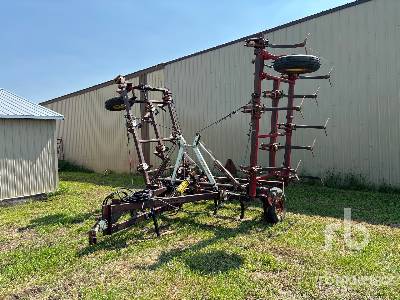 COCKSHUTT  249  25 ft  Cultivator