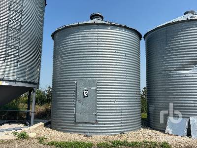 BADER +/- 1850 bu 4 Ring Grain Bin BADER +/- 1850 bu 4 Ring Grain Bin