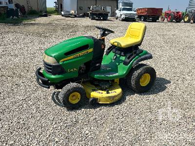 2010 John Deere LA135