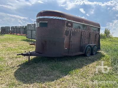 1981 WY-LEE T/A Stock Trailer 1981 WY-LEE T/A Stock Trailer