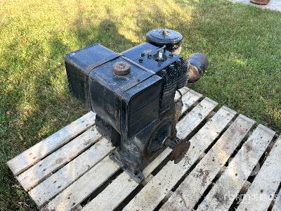 BRIGGS & STRATTON Engine BRIGGS & STRATTON Engine