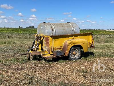 S/A 300 gal  Fuel & Lube Trailer