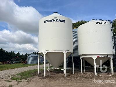 MERIDIAN  STOR-KING  +/- 60 ton Fertilizer Hopper  Grain Bin