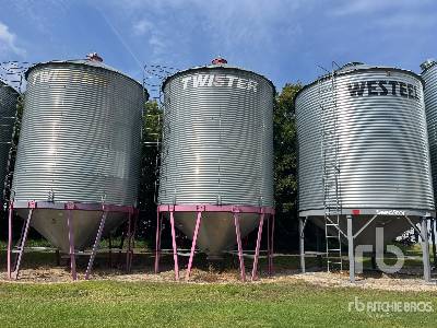 TWISTER +/- 2280 bu 5 Ring Hopper Grain Bin TWISTER +/- 2280 bu 5 Ring Hopper Grain Bin
