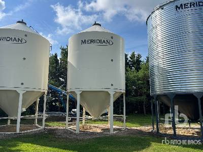 MERIDIAN  M1412  +/- 60 ton Smooth Wall Hopper  Grain Bin