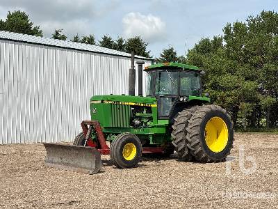 1985 JOHN DEERE  4250  2WD Tractor