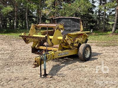 1979 DEGELMAN R570S 57 in Paddle Rock Picker 1979 DEGELMAN R570S 57 in Paddle Rock Picker