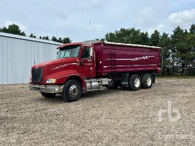 2003 International 9200I