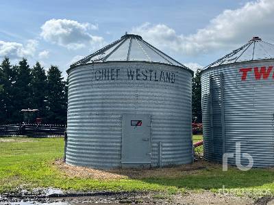 CHIEF WESTLAND  +/- 1800 bu 4 Ring  Grain Bin