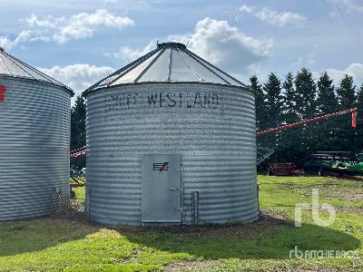 CHIEF WESTLAND  +/- 1800 bu 4 Ring  Grain Bin