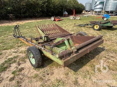 CROWN  400  Fork Type  Rock Picker