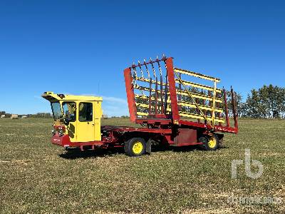 1981 New Holland 1069