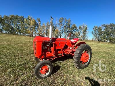 1949 CASE  VA  2WD Tractor