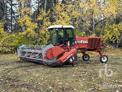 1993 HESSTON  8100  21 ft Swather  Swather