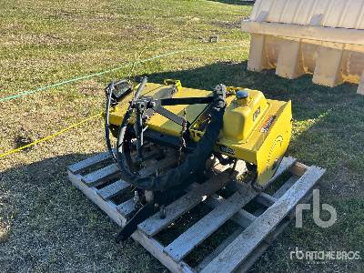 1998 JOHN DEERE  Hydraulic 3 Point-Hitch  Rototiller